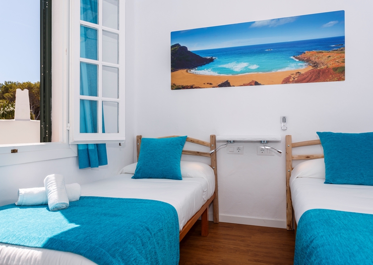 Apartamento 2 dormitorios vista mar frontal Carema Garden Village Menorca
