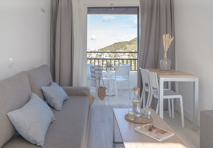 1 bedroom sea view apartment Carema Club Resort Menorca