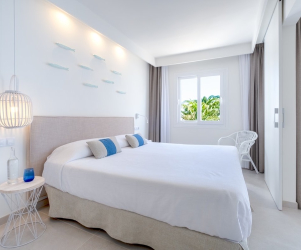 Appartements select vue mer latérale Carema Beach Menorca****