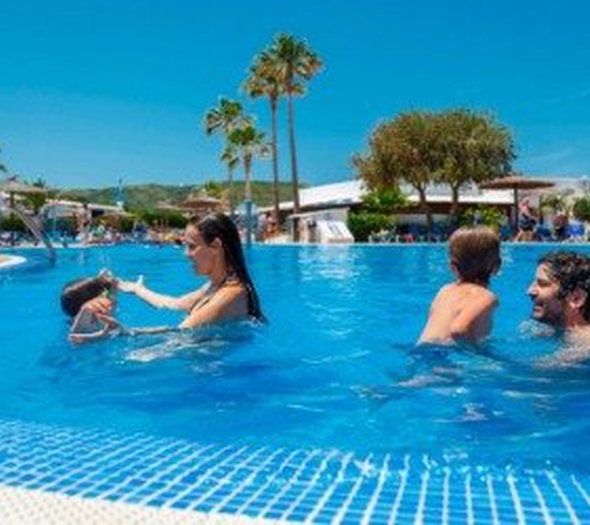 Pools Carema Club Resort Menorca