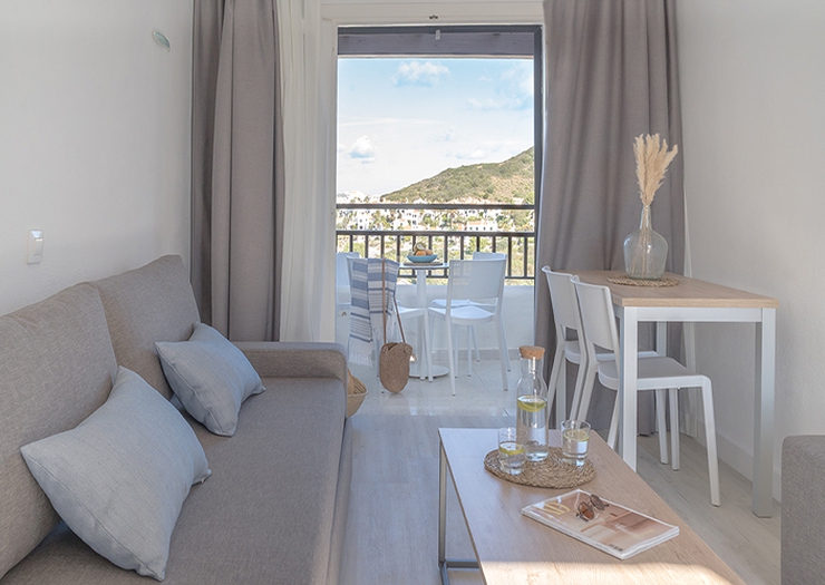 Apartamento superior vista mar frontal Carema Club Resort**** Menorca