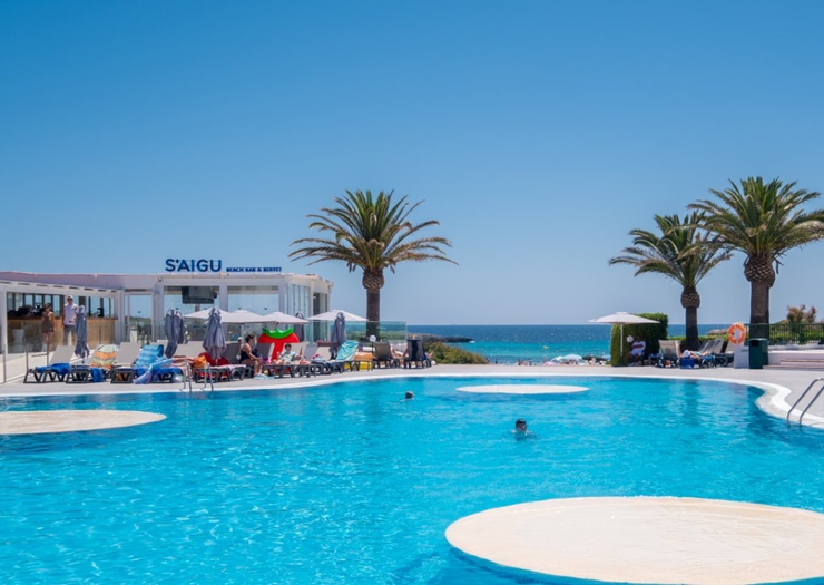 S'aigu beach bar Carema Beach Menorca
